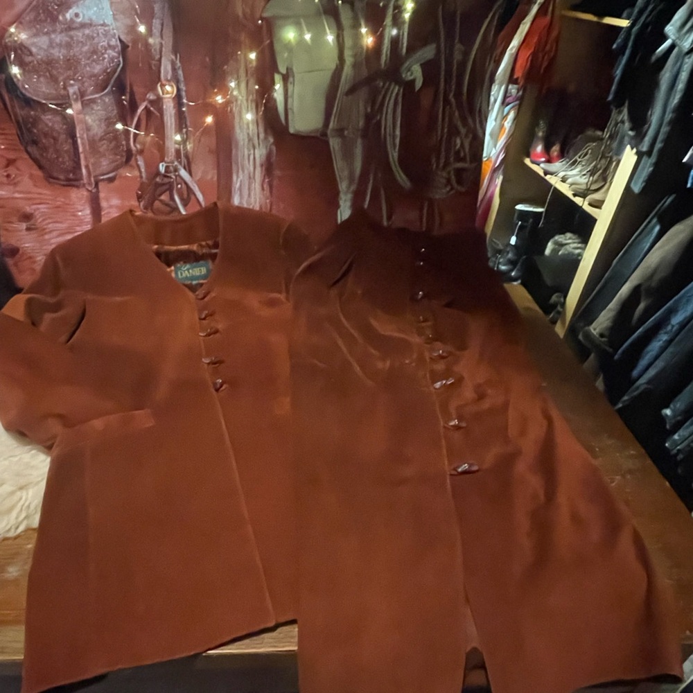 Danier skirt/jacket set